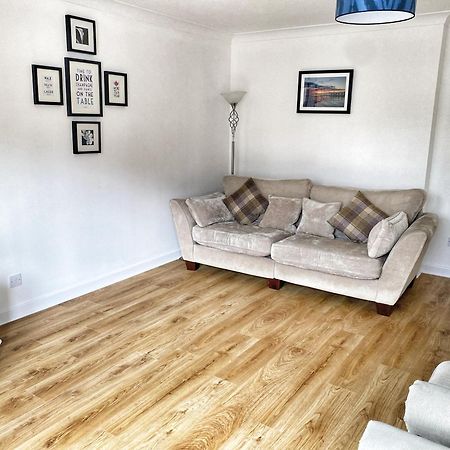 2 Bed, Central, Free Parking By Lains Lettings Apartamento Aberdeen Exterior foto